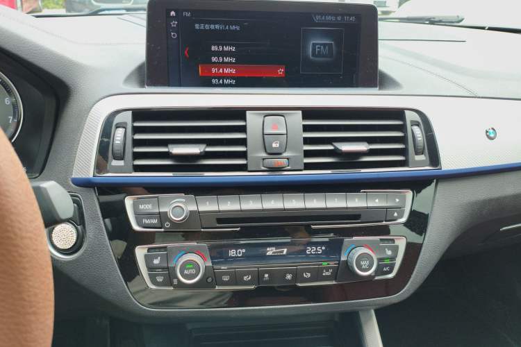 Used BMW 2 Series 2019 225i Luxury Model with M Sport Package Audio And AC Panel