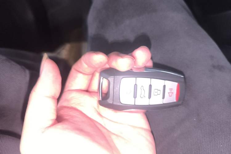 Used Haval M6 2021 PLUS 1.5T DCT Luxury Smart Connectivity Model Vehicle Key