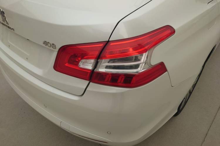 Used Peugeot 408 2015 1.2T Automatic Luxury Edition Right Rear Taillight