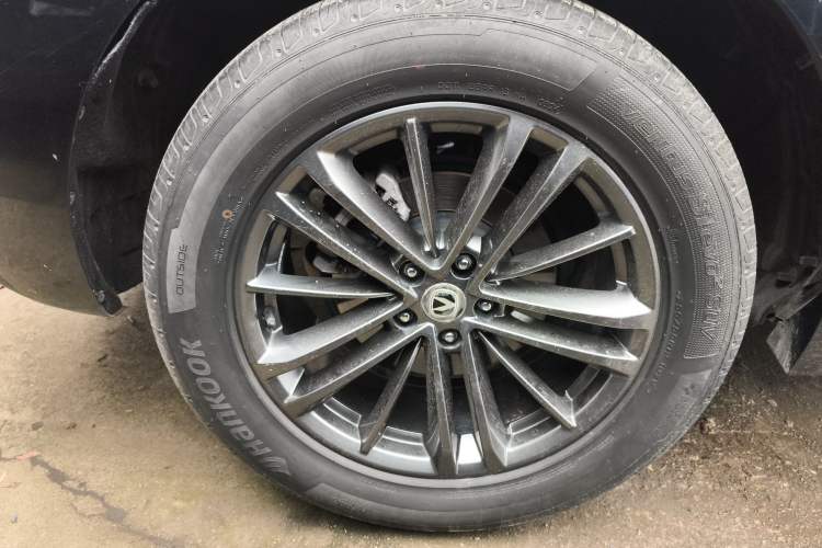 Used CHANGAN UNI-K 2024 2.0T Two-Wheel Drive YueShang Trim
