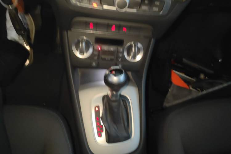 Used Audi Q3 2016 30 TFSI Collector's Edition Intelligent Model
