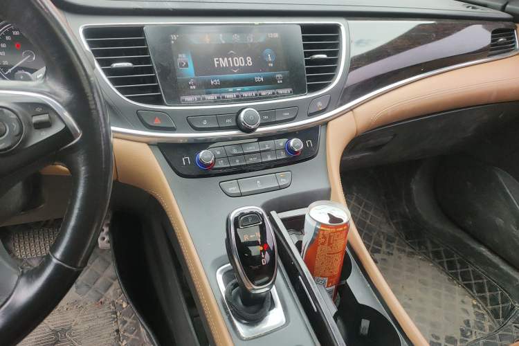 Used Buick LaCrosse 2016 20T Elite Edition Audio And AC Panel