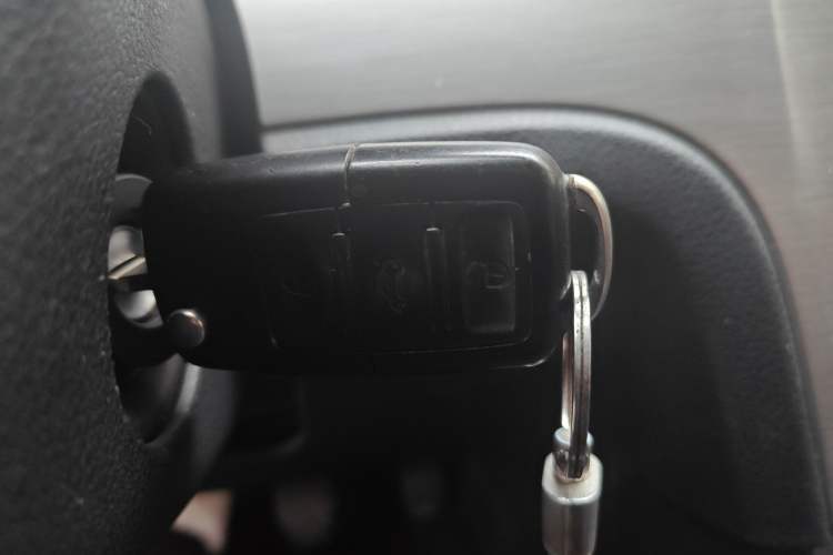 Used Volkswagen Lavida 2013 1.6L Manual Comfort Edition
