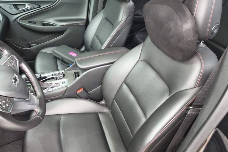 Used Chevrolet Malibu XL 2022 Redline 550T Automatic Sport Edition Left Front Seat