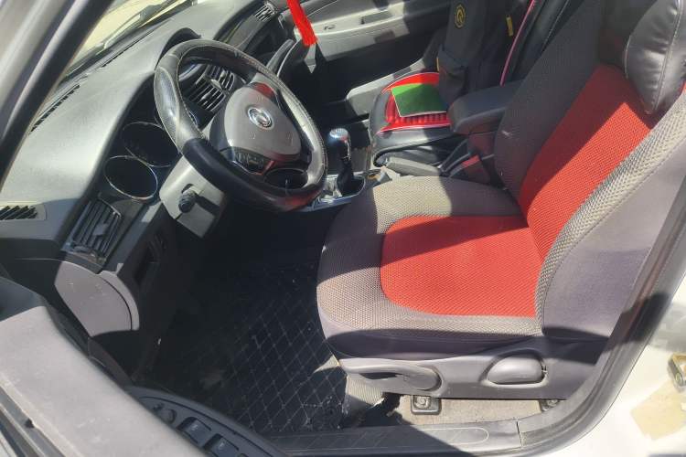 Used Dongfeng Aeolus H30 2013 CROSS 1.6L Manual Zunyi Model Left Front Seat