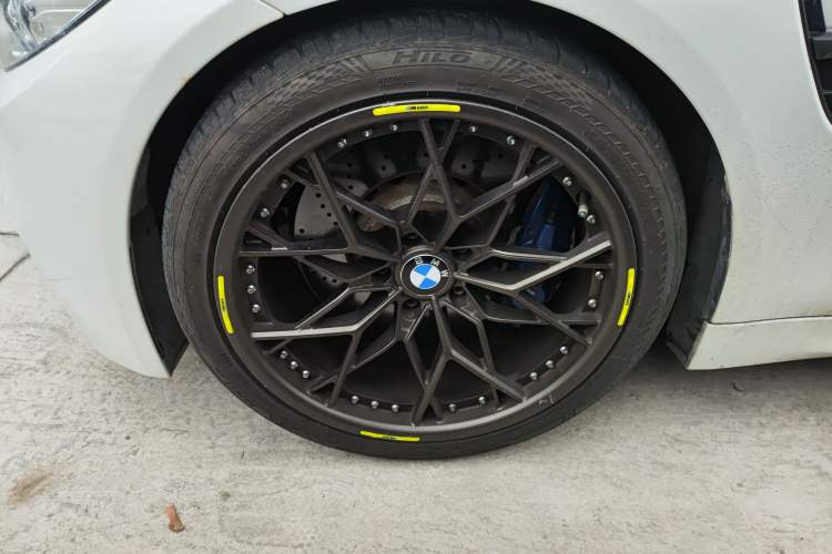 Used BMW M4 2014 M4 Convertible Coupé
