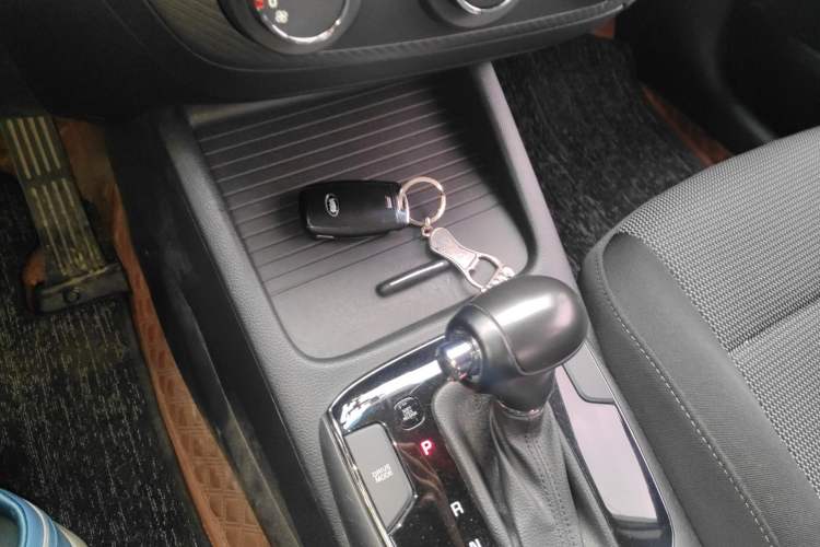 Used Kia K3 2016 1.6L Automatic GLS