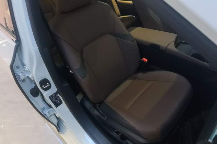 Used Lexus ES 2023 200 Excellence Edition