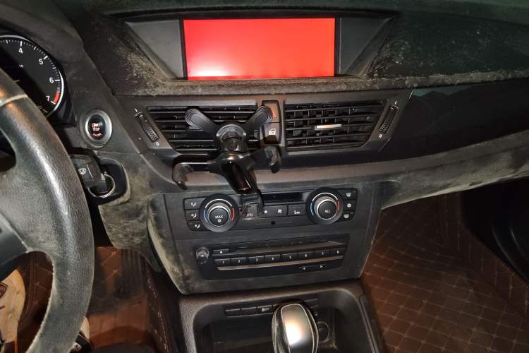 Used BMW X1 2010 sDrive18i Luxury Model
