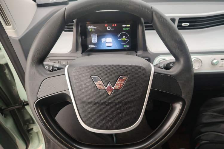 Used Wuling Hongguang MINIEV 2022 Macaron Premium Model – Lithium Iron Phosphate