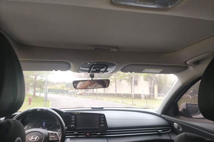 Used Hyundai Elantra 2023 1.5L CVT GLX Elite Edition Headliner