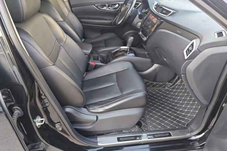 Used Nissan X-Trail 2014 2.0L CVT Comfort Edition 2WD
