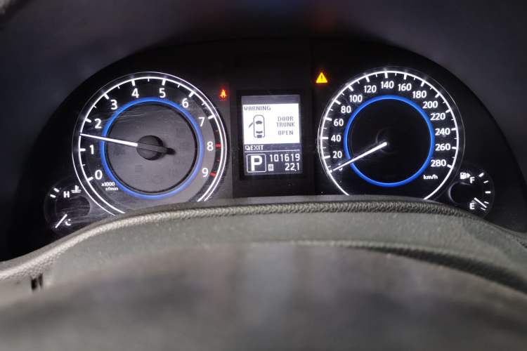 Used Infiniti G Series 2010 G25 Sedan Sport Edition