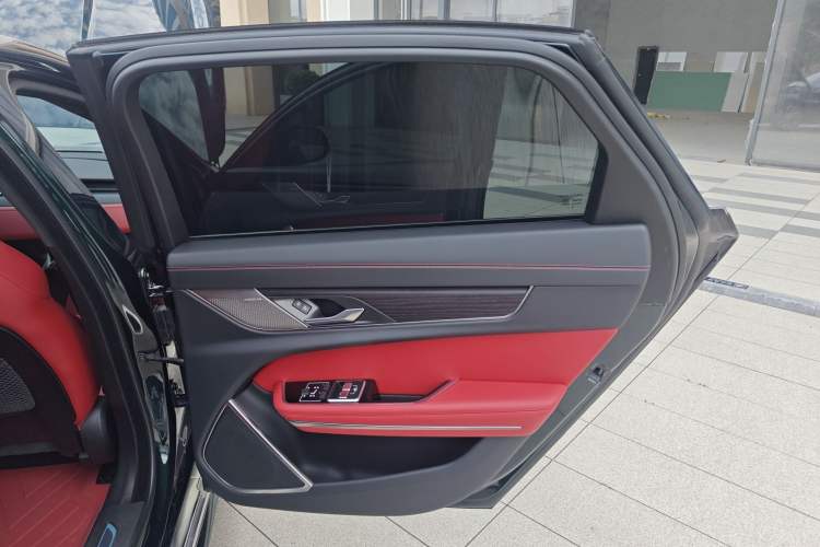 Used Jaguar XFL 2023 XFL 2.0T P250 Two-Wheel-Drive Elite Sport Edition