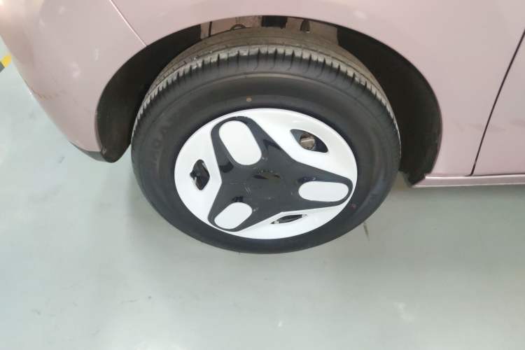 Used Geely Galaxy Panda 2025 210 km – Yuanqi Bear