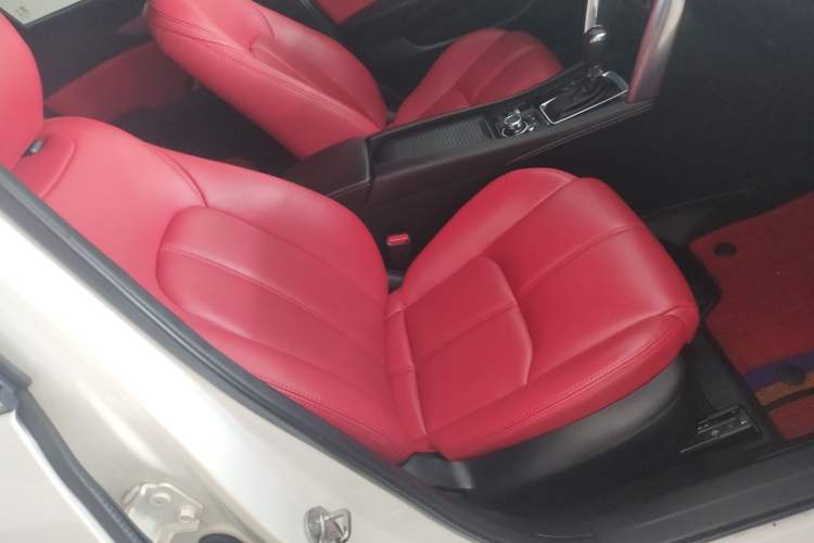 Used Mazda CX-4 2018 2.0L Automatic Two-Wheel Drive Blue Sky Premium Upgrade Version China V Standard Right Front Seat