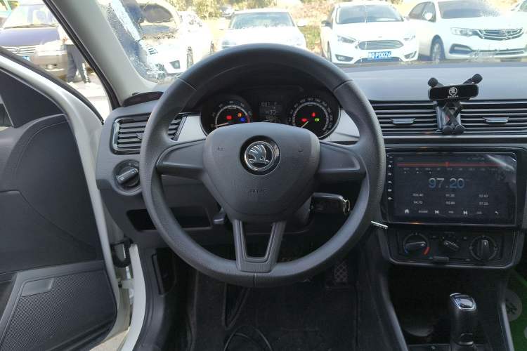 Used Skoda Rapid Spaceback 2020 1.5L Automatic Standard Edition