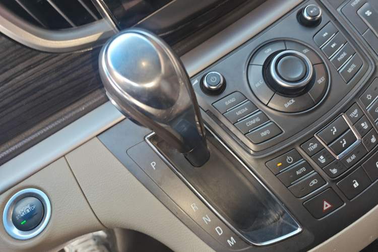 Used Buick GL8 2013 3.0L XT Luxury Business Flagship Edition
