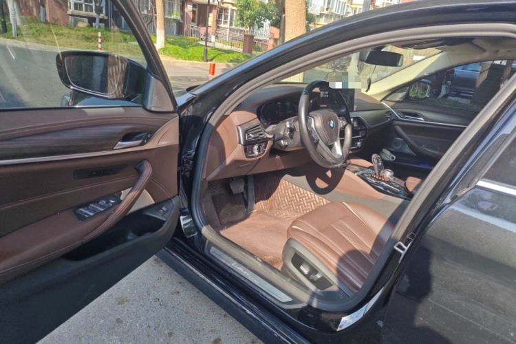 Used BMW 5 Series 2022 Updated 530Li Leading Edition Luxury Package
