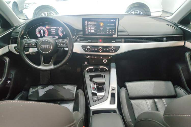 Used Audi A4L 2023 40 TFSI Fashion Dynamic Model
