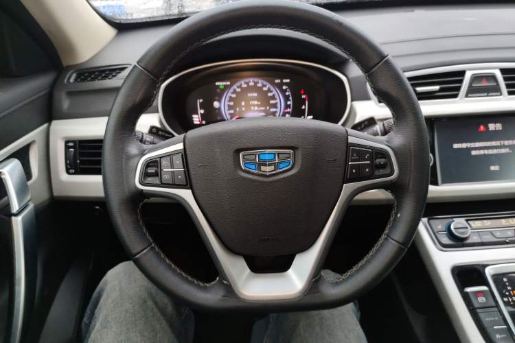 Used Geely Auto Emgrand X7 Sport 2020 1.8TD DCT Two-Wheel Drive Smart Connect 4G-Enabled Version Steering Wheel