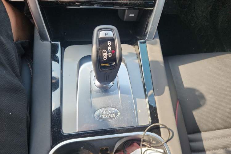 Used Land Rover Discovery Sport 2022 249 PS Metropolitan Edition 5 Seats