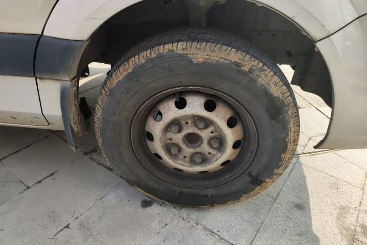 Used Foton Toano 2019 2.5T Multi-Function Long-Wheelbase Mid-Height 5-7 Seater 4J25TC3