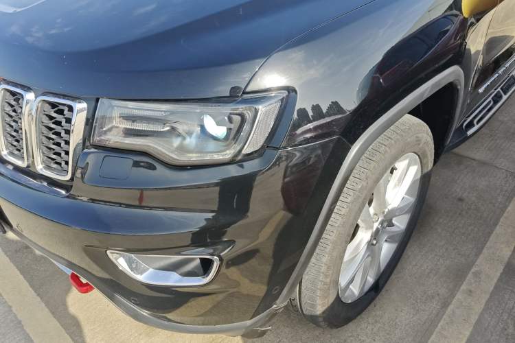 Used Jeep Grand Cherokee 2016 3.0L Comfort Navigation Edition
