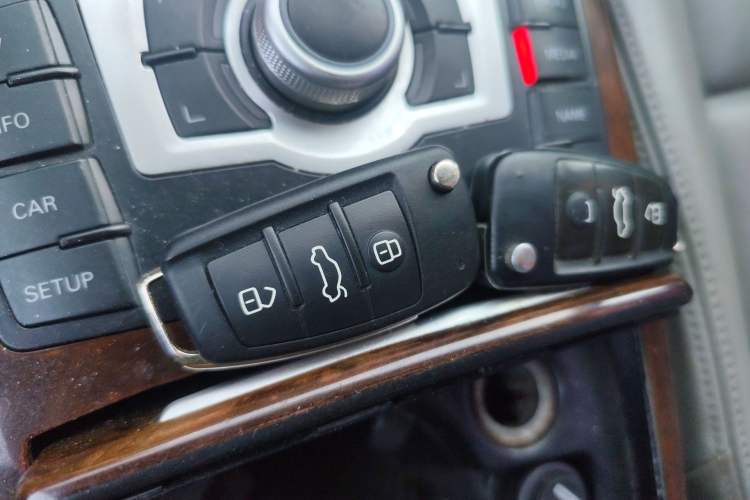 Used Audi A6L 2008 2.4L Prestige Edition Vehicle Key