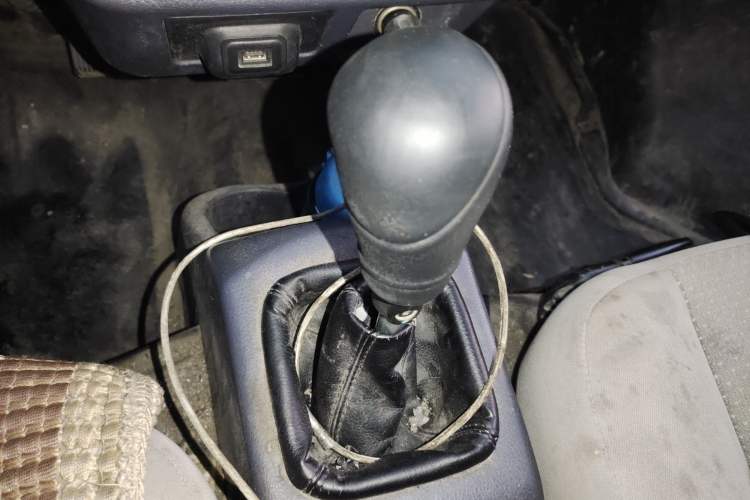 Used Jinbei Hiace X30 2021 1.5L Wealthy Single-Steaming Air-Conditioned Van China VI Standard SWC15M Gear Lever