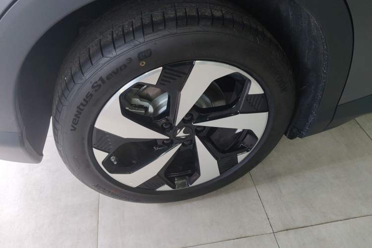 Used ARCFOX Alpha T5 2025 520 PRO
