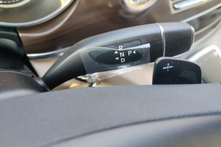 Used Mercedes-Benz V-Class 2021 V 260 Avantgarde Edition