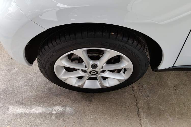 Used smart forfour 2016 1.0L 52 kW Dynamic Edition
