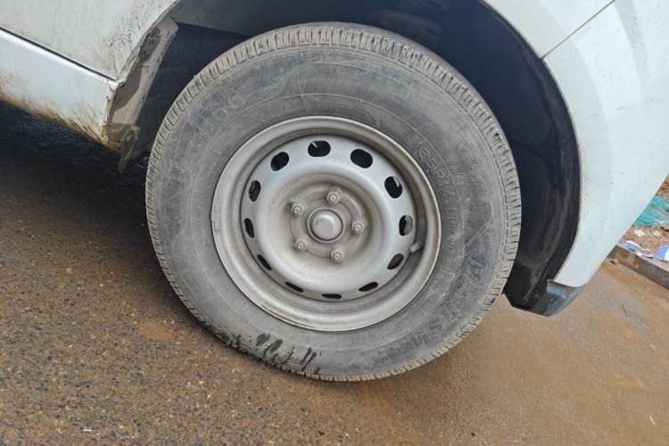 Used Farizon Xingxiang V 2023 V6E Zhonghang Lithium Battery 38.64kWh Value Edition
