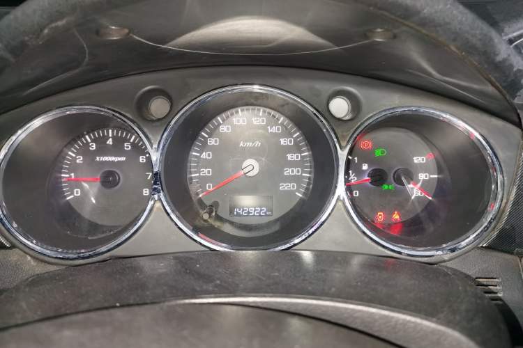 Used Dongfeng Aeolus H30 2013 CROSS 1.6L Manual Luxury Model
