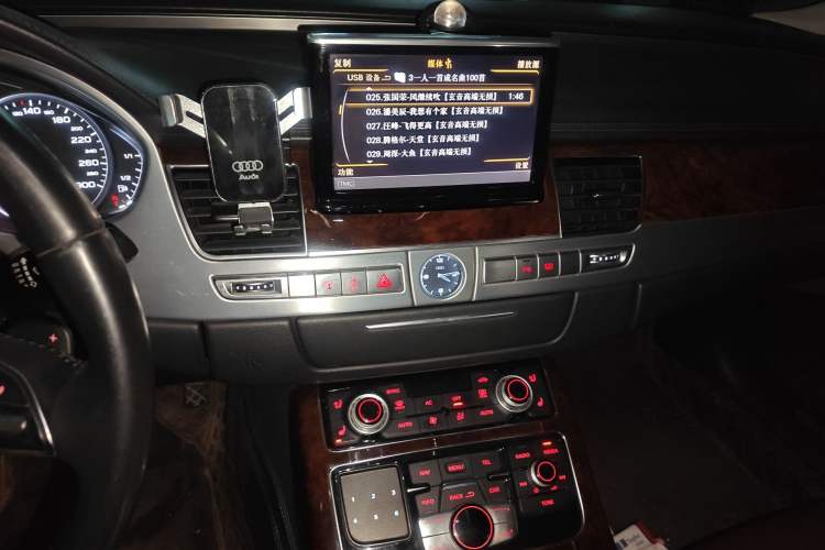 Used Audi A8 2011 A8L 3.0 TFSI quattro Luxury Edition (213kW) Audio And AC Panel