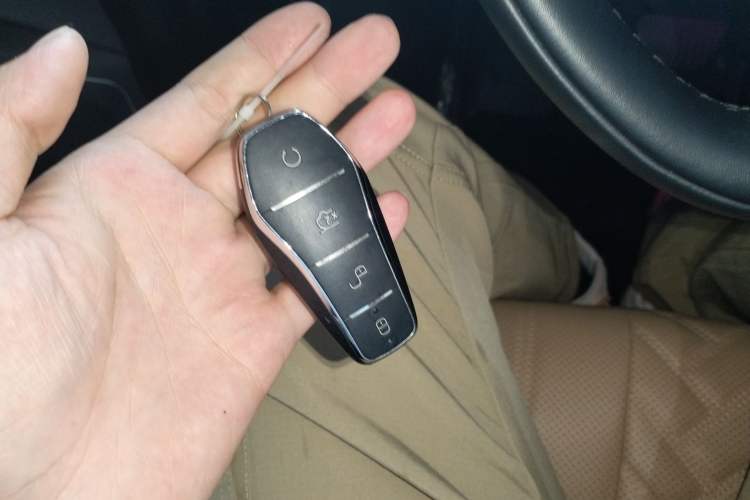 Used BYD Song L DM-i 2024 112 km Beyond Edition