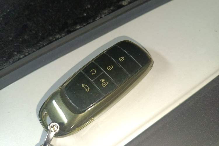 Used AION S MAX 2024 80 Star Edition Lithium Iron Phosphate Vehicle Key