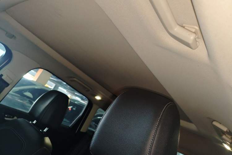 Used Ford Kuga 2019 EcoBoost 180 Two-Wheel-Drive Platinum Edition China VI Standard