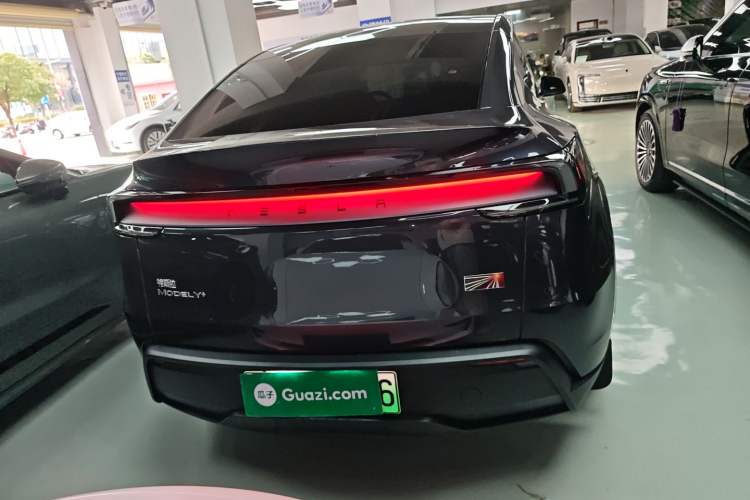 Used Tesla Model Y 2025 Long-Range All-Wheel Drive First Edition