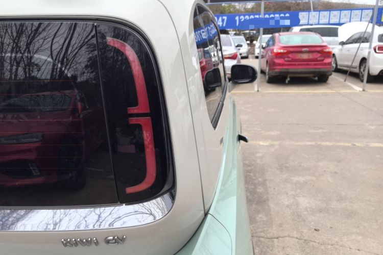 Used Baojun KiWi EV 2023 Smart Luxury Edition Ternary Lithium Exterior 3