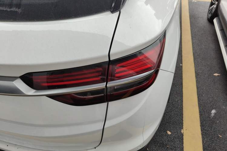 Used Geely Auto Coolray 2019 Sport Model 260T DCT Battle China V Standard Exterior 3