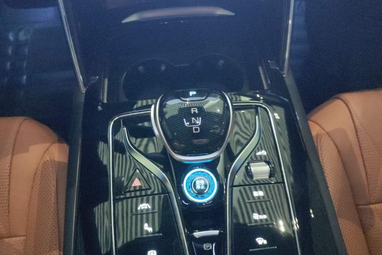 Used BYD Tang New Energy 2023 DM-i Champion Edition 112KM Prestige Model
