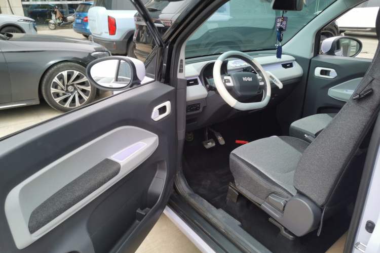 Used Chery QQ Ice Cream 2022 170km Sundae Phosphate Lithium-Ion