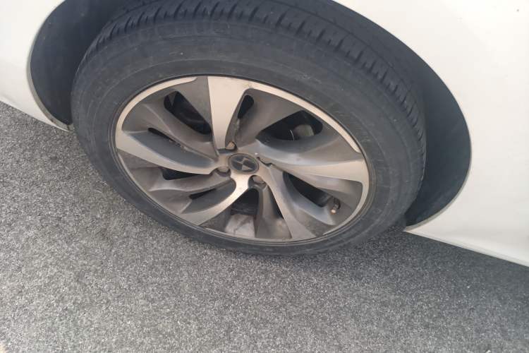 Used DS 5LS 2015 1.6T Elegant Edition THP160
