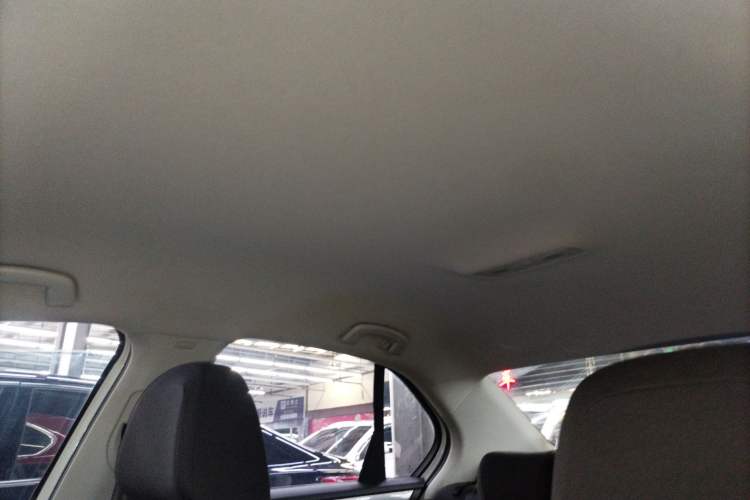 Used Volkswagen Bora 2017 1.6L Automatic Fashion Model Headliner