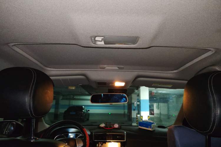 Used Nissan Tiida 2016 1.6L CVT Smart Drive Edition Headliner