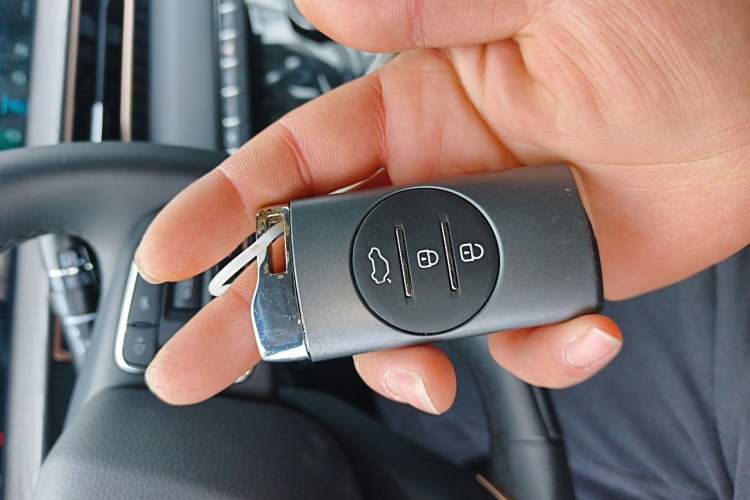 Used EXEED Zhuifeng C-DM 2022 1.5 TCI-DHT 105 km "Chengfeng Qi" Edition