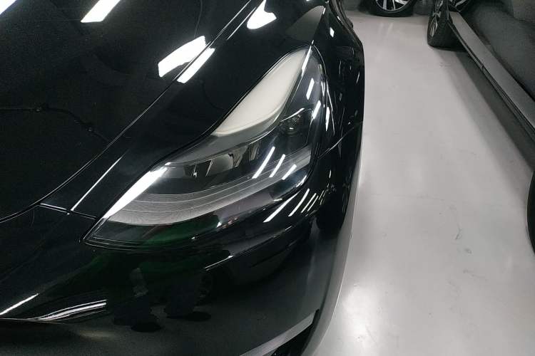 Used Tesla Model Y 2021 Long-Range All-Wheel-Drive Version