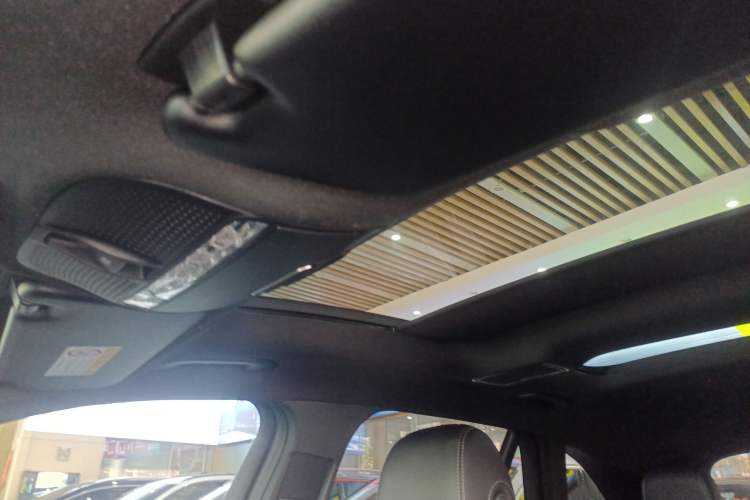 Used Mercedes-Benz GLC 2020 Facelifted GLC 260 L 4MATIC Dynamic Edition
